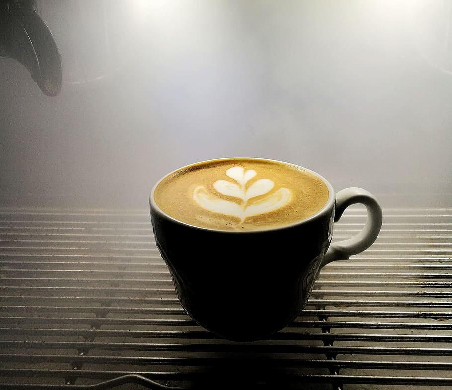 latte art in black teacup, Macchiato, Coffe, Tulip, Milk, latteart, HD wallpaper