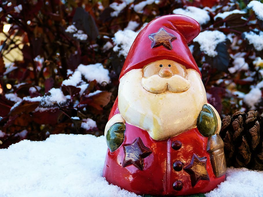 Santa Claus ceramic figurine, nicholas, snow, advent, christmas HD wallpaper