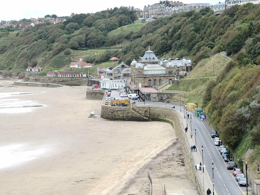 beach, sea, sand, shore, drive, road, scarborough, england HD wallpaper