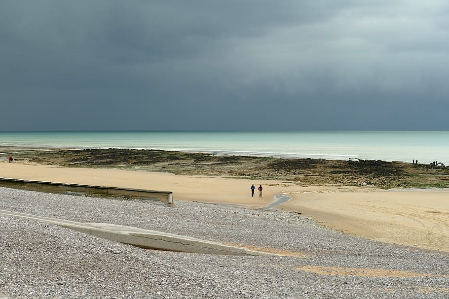 coast-beach-sea-ocean-gloomy-dark.jpg