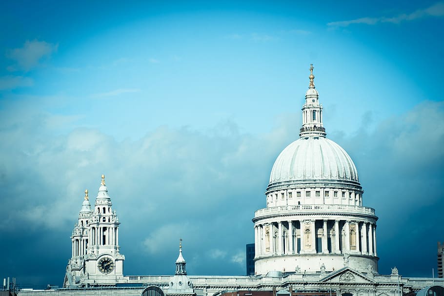 God Good, white dome cathedral under blue sky during daytime HD wallpaper