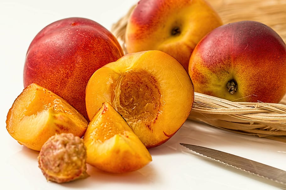 sliced peach fruit, nectarine, deciduous, juicy, sweet, yellow HD wallpaper