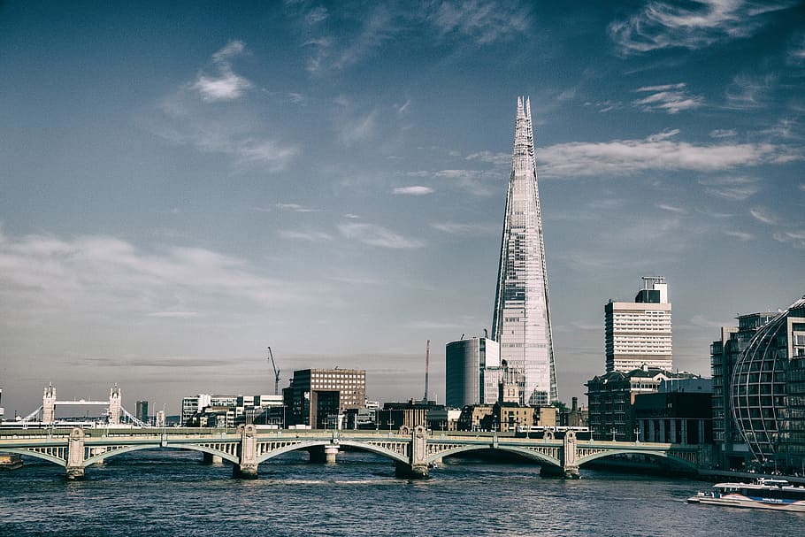 London skyline dominated by The Shard skyscraper building, architecture, HD wallpaper