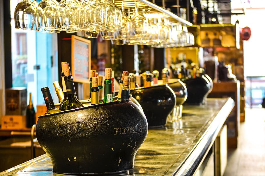 closeup photo of black container, bar, pub, tavern, bottles HD wallpaper