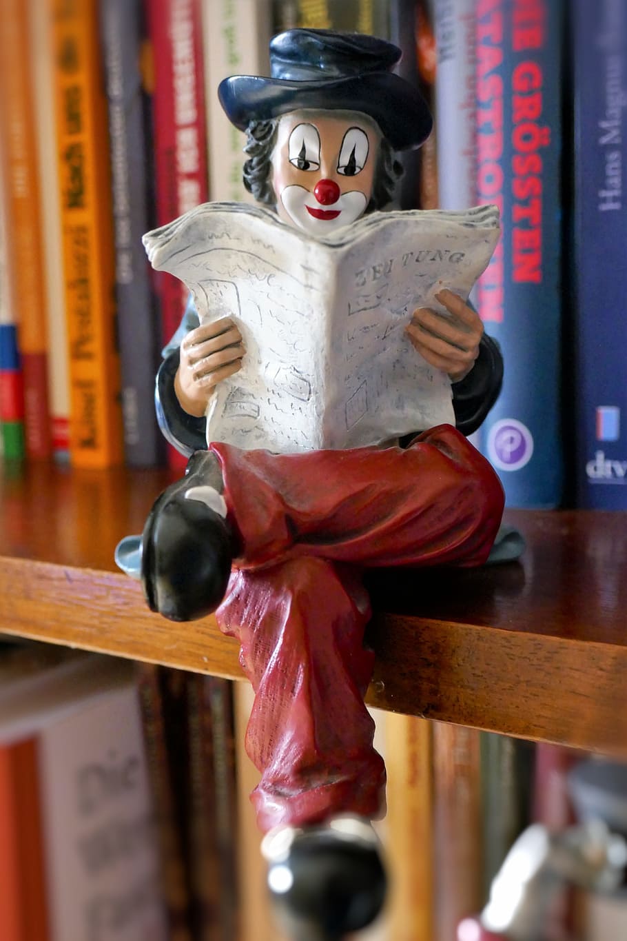 Figure, Clown, Read, Decoration, funny, colorful, sitting, newspaper
