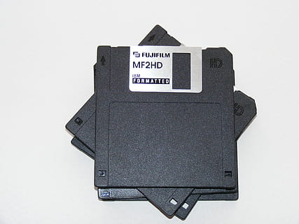 computers, disk, fdd, floppy, formated, ibm, storage, technology HD wallpaper