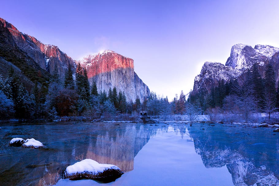 shallow focus photography of brown and white mountain, photo of lake and mountain HD wallpaper