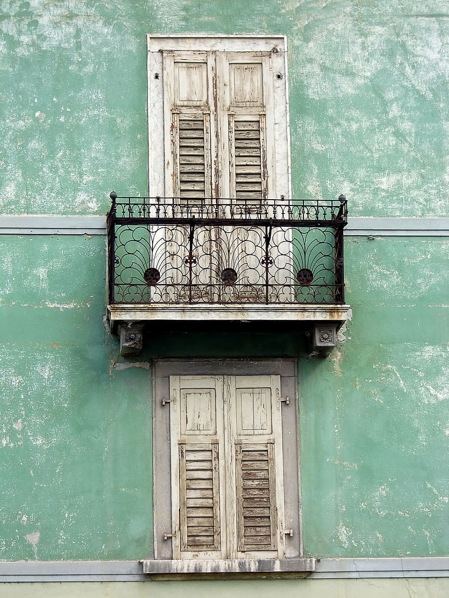 window, old, old window, facade, historically, weathered, wood HD wallpaper