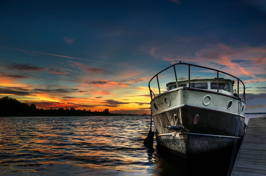 fishing vessel sailing, boat, hdr, sunset, water, lake, colors HD wallpaper