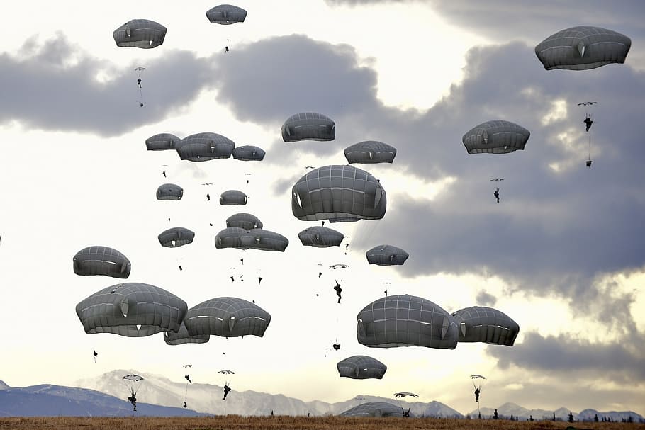 people floating using parachutes at daytime, training, parachuting