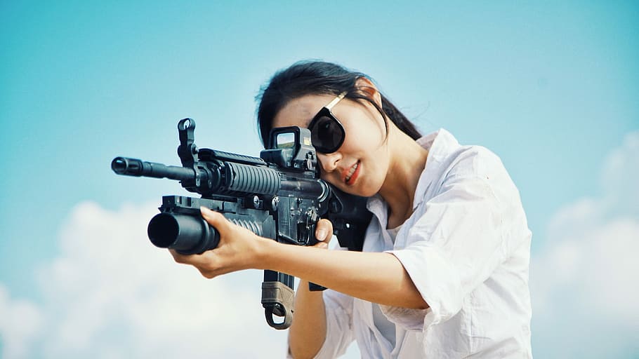woman holding assault rifle, female, gun, weapon, tactial, adult, HD wallpaper