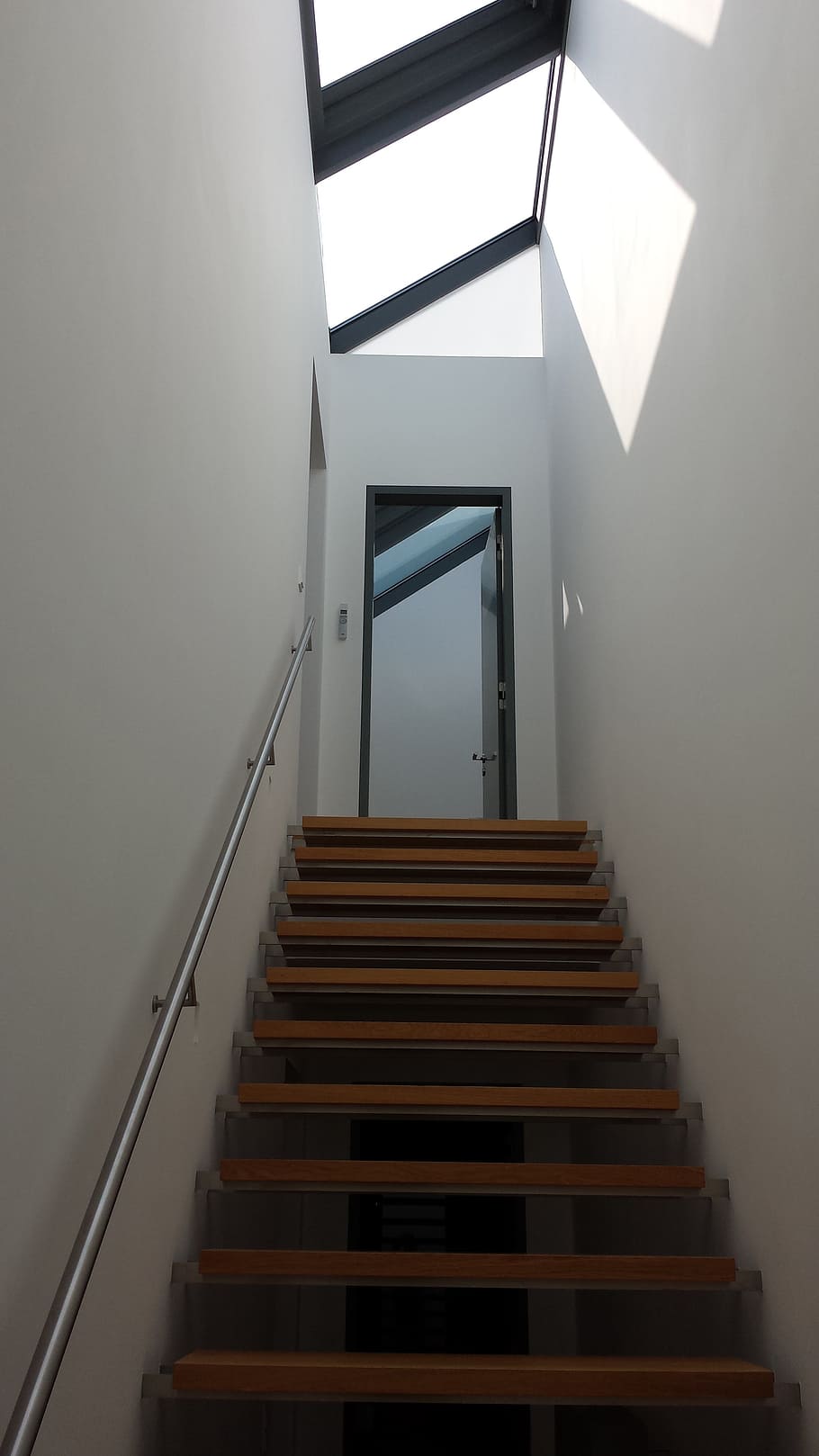 staircase, stairs, light, window, roof windows, incidence of light HD wallpaper