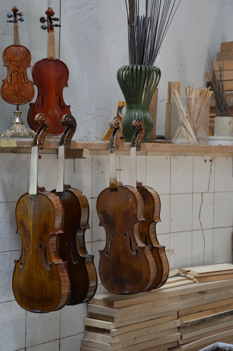 violin, violin making, string instrument, musical instrument HD wallpaper