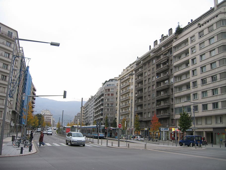 Grenoble, Grands Boulevards, Avenue, district, buildings, bars, HD wallpaper