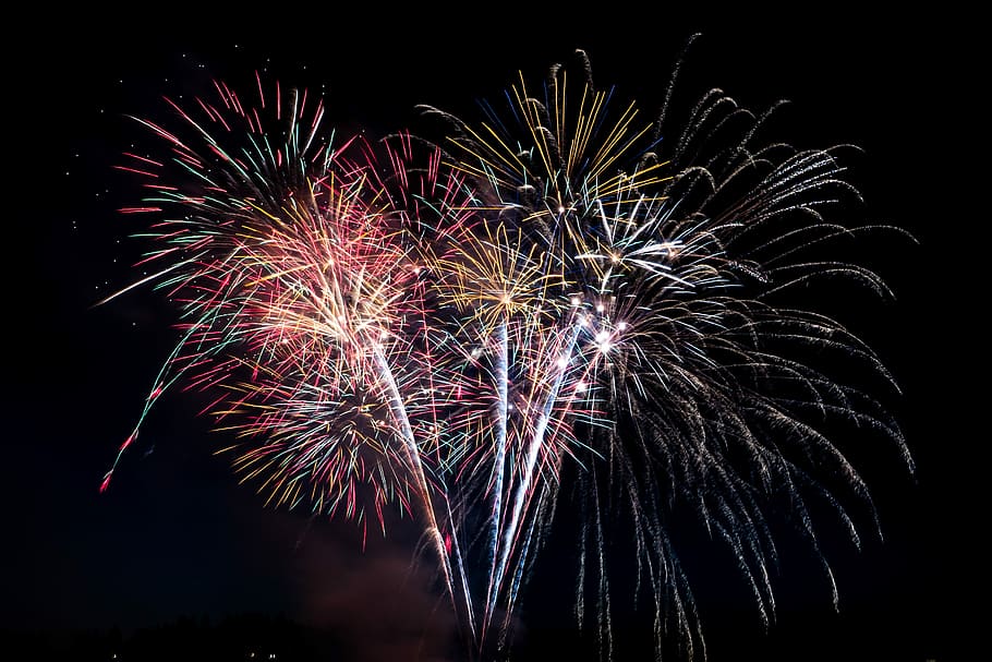 fireworks at nighttime, photo of assorted-color fireworks during nighttime HD wallpaper