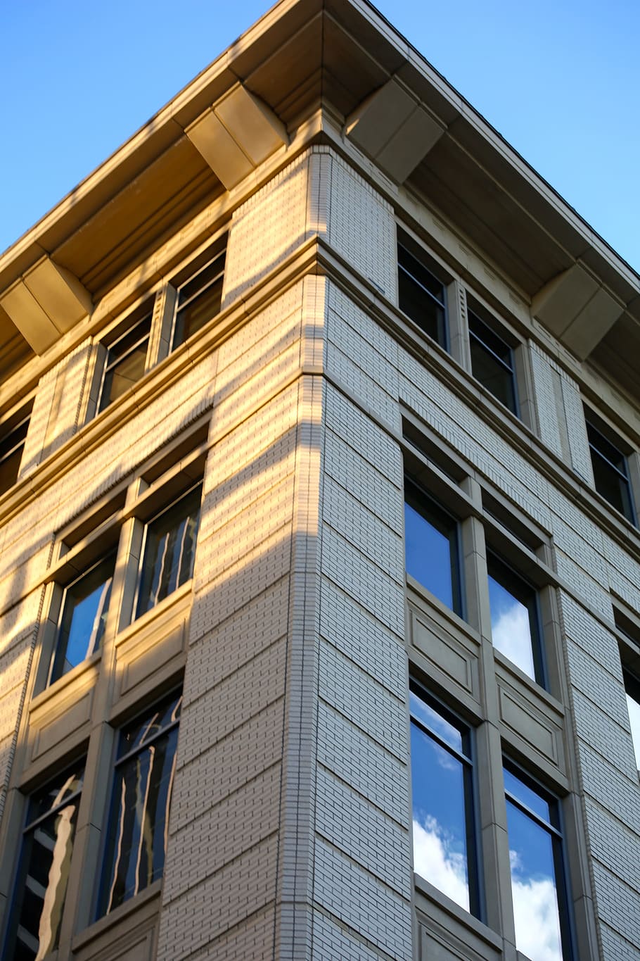 building, house, edge, architecture, windows, corporate, city HD wallpaper