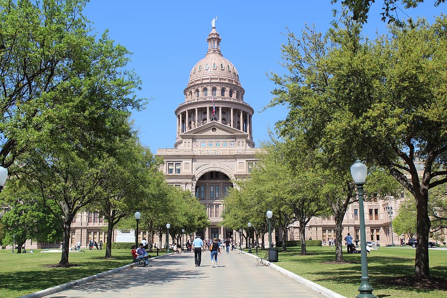 people near gray dome building under blue sky, capitol, austin HD wallpaper