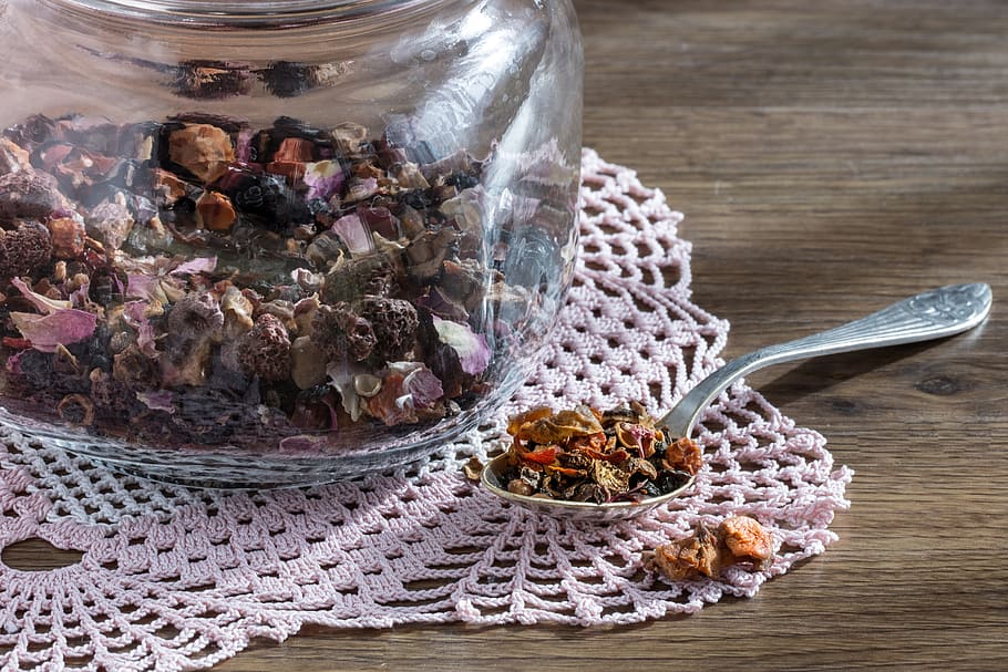 tea placed on silver spoon, dried fruits, teaspoon, jar, brewing HD wallpaper