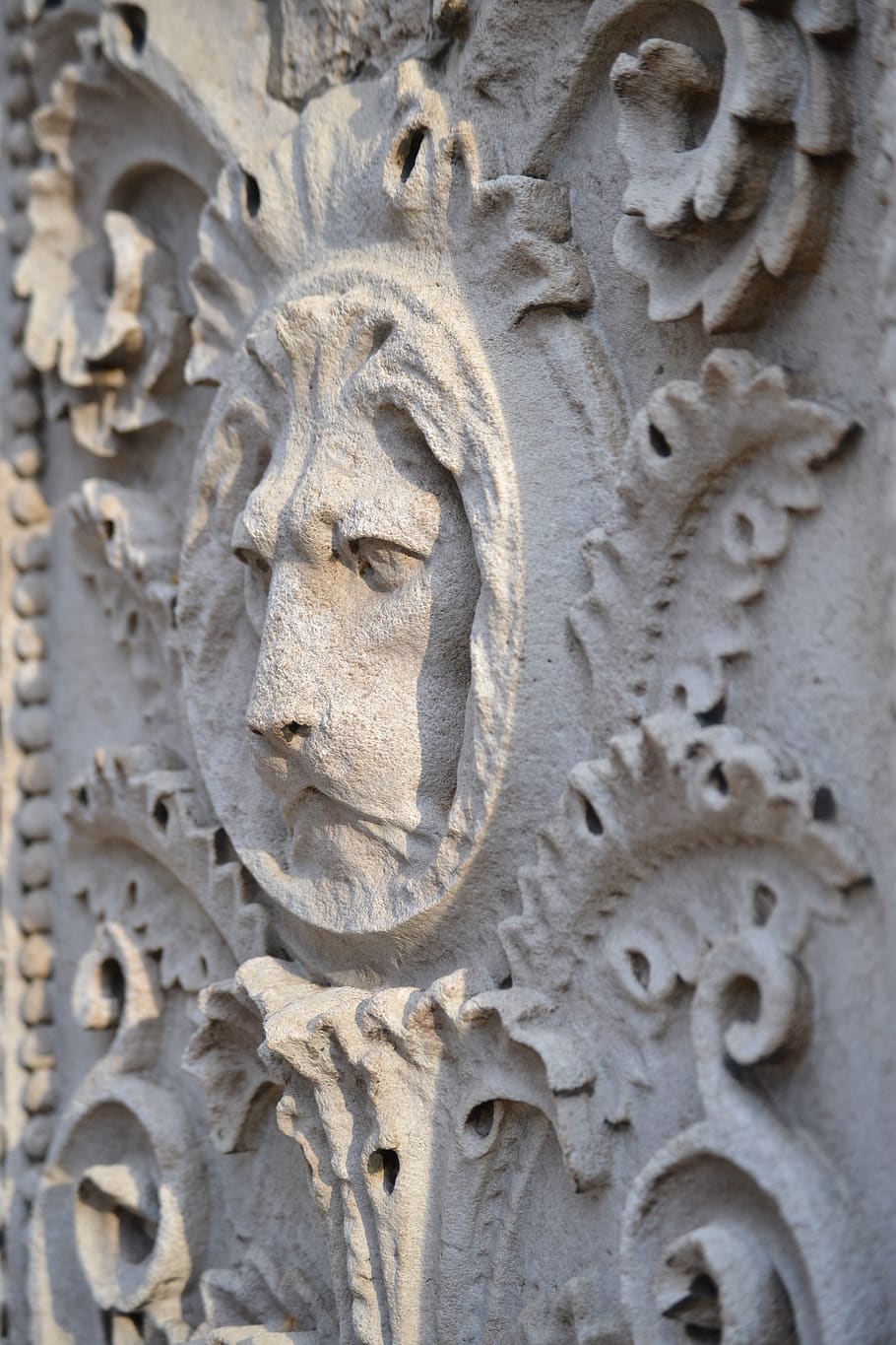 figure, stone, face, building, statue, symbol, old, art and craft HD wallpaper