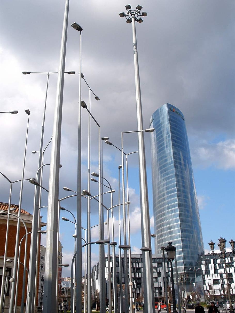 torre iberdrola, bilbao, spain, skyscraper, modern, architecture HD wallpaper