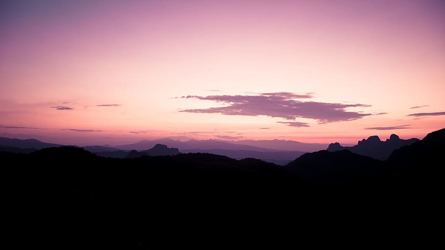 silhouette of mountain at golden hour, mountain landscape silhouettes during dusk HD wallpaper