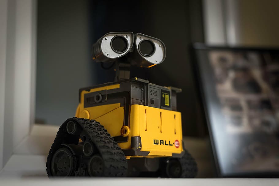 Wall-E plastic toy in macro photography, wall e, robot, figure, HD wallpaper