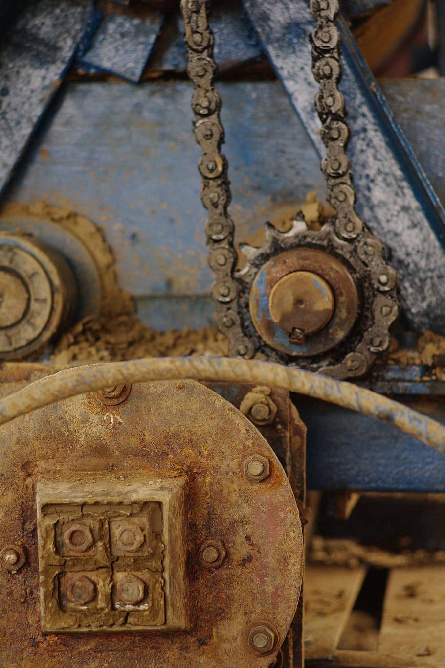 close-up photo of gray chain, motor, vietnam, machine, engine HD wallpaper