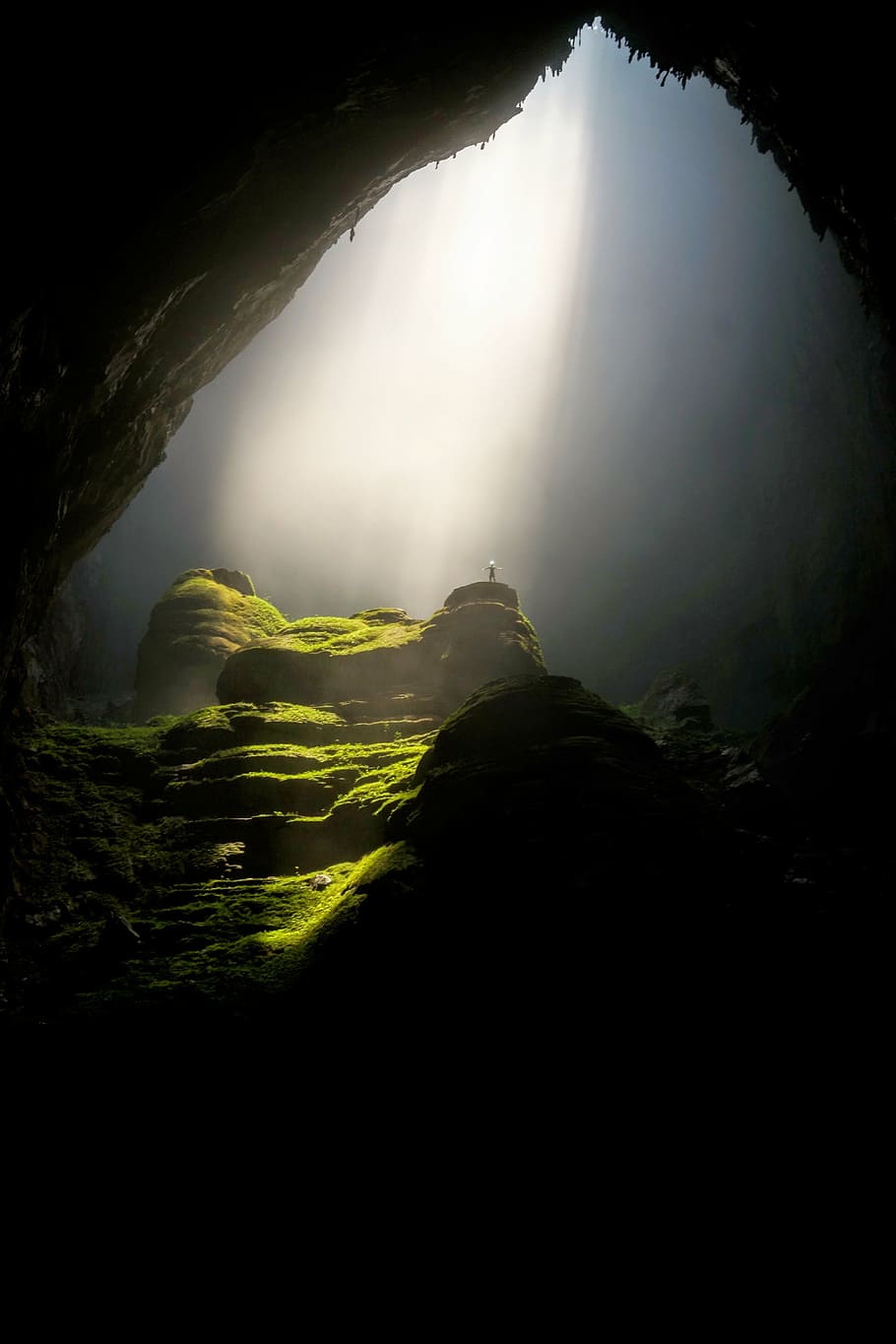 grass covered cave, cavern, dark, daylight, landscape, moss, nature, HD wallpaper