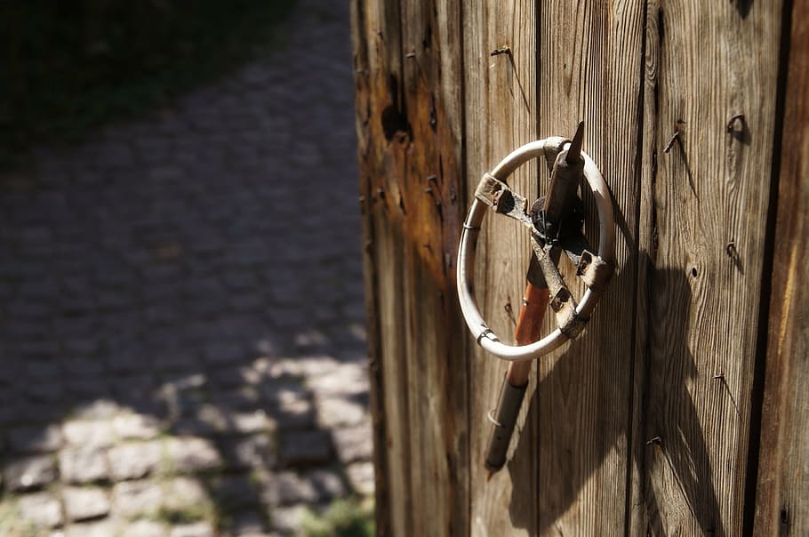 ski pole, rustic, barn, wood, rural, country, door, wood - material HD wallpaper