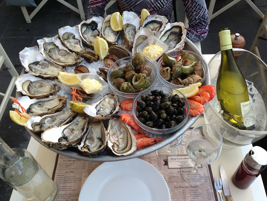 oyster on table, place garibaldi, nice, france, cafe turin, oysters