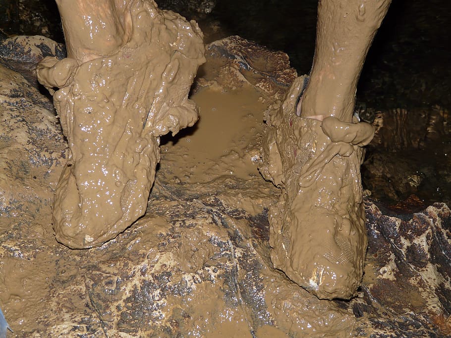 dirt, dirty, clay, mud, shoes, feet, cave, speleology, cavers