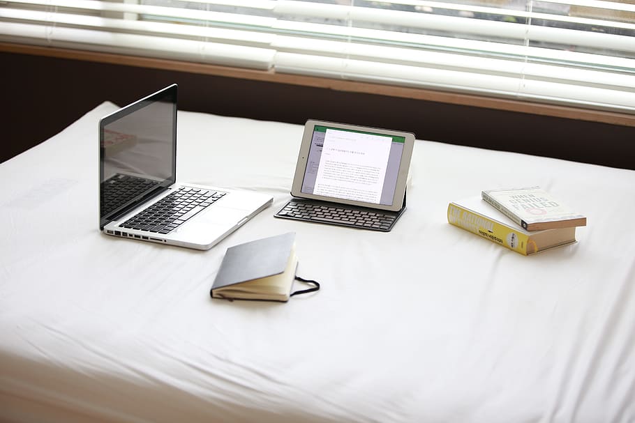 Macbook Pro over White Fabric Sheet Beside White Ipad, apple HD wallpaper