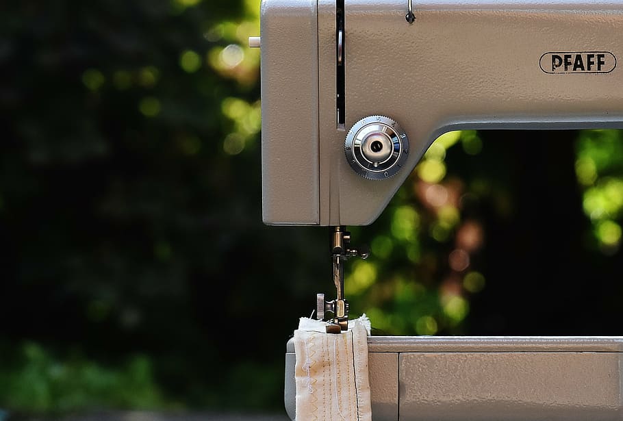white PFAFF sewing machine, sixties, old, model 91, fabric HD wallpaper