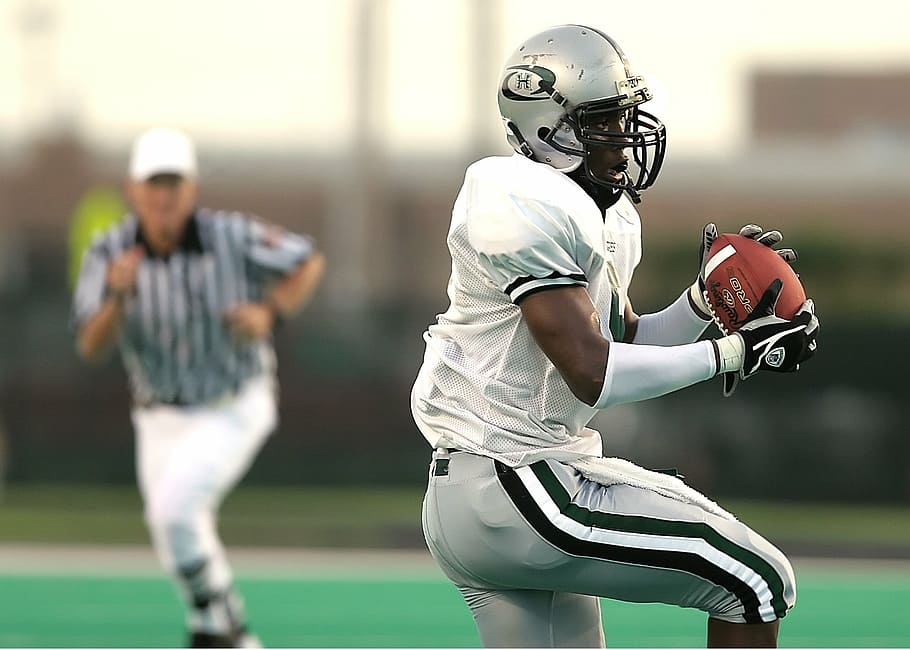 selective focus photography of man playing football, american football, HD wallpaper