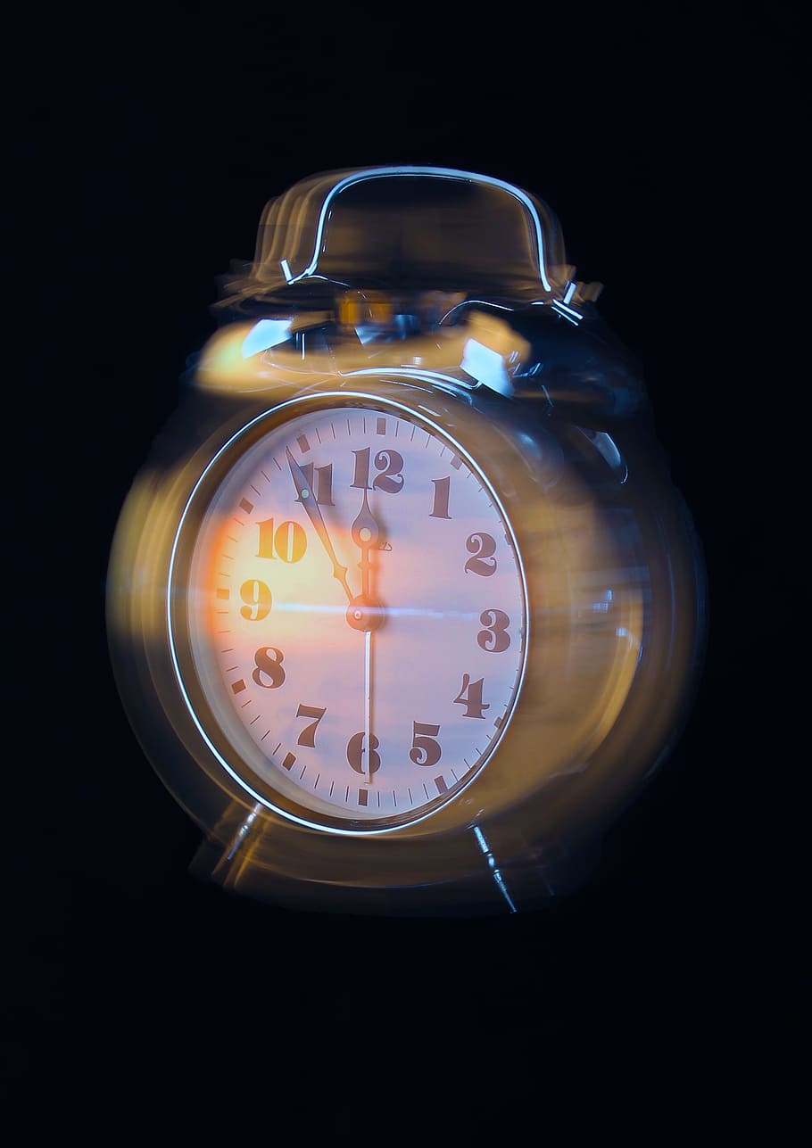 Alarm Clock, Colored, Blurry, dial, the ringing, rush, five minutes to twelve HD wallpaper