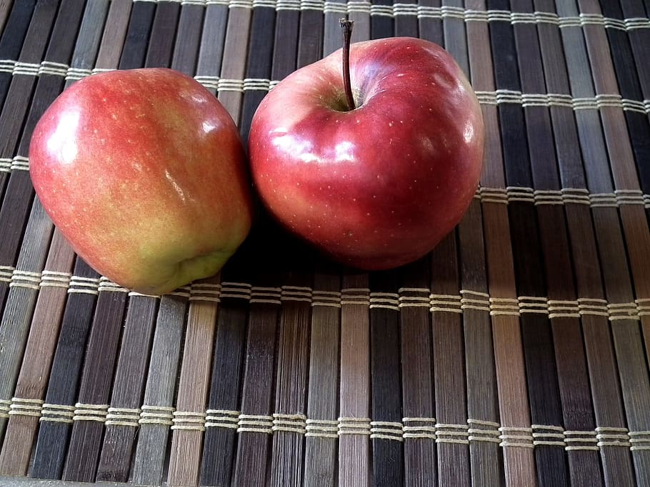 Apples, Fruit, Ripe, Red, Delicious, fresh, sweet, appetizing HD wallpaper