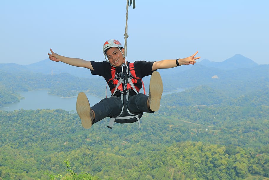 flying fox, high, adrenalin, leisure activity, mountain, real people HD wallpaper