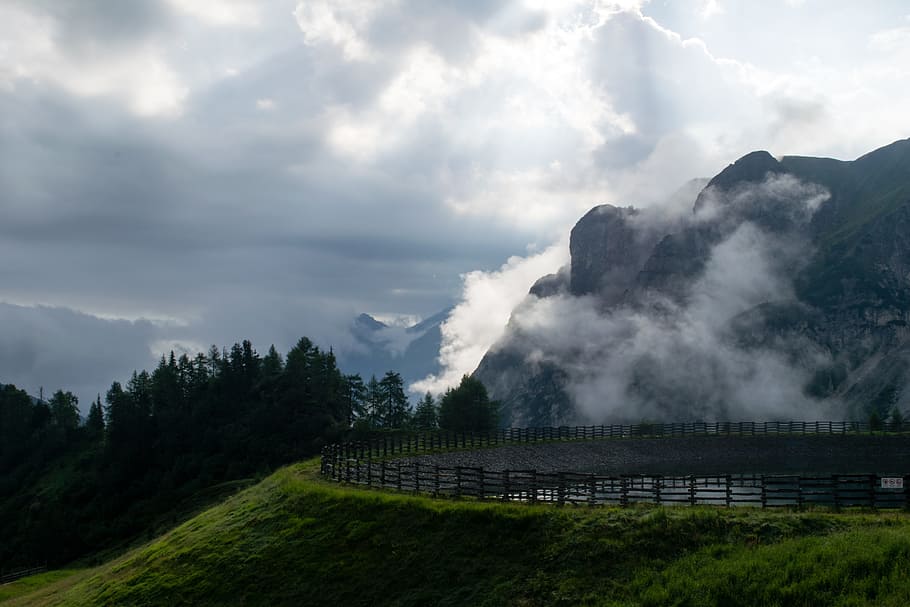 fog, mountains, fence, clouds, landscape, sun, alpine, back light, HD wallpaper