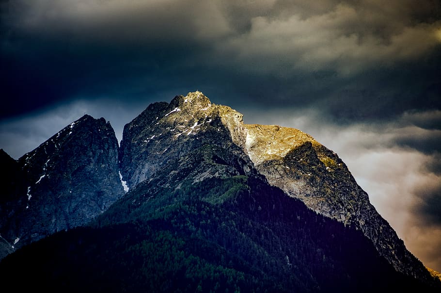 green and gray mountain under gray clouds at daytime, nature HD wallpaper