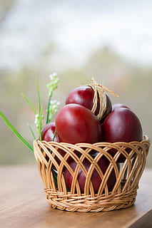 red eggs in basket, easter, spring, holiday, christ is risen HD wallpaper