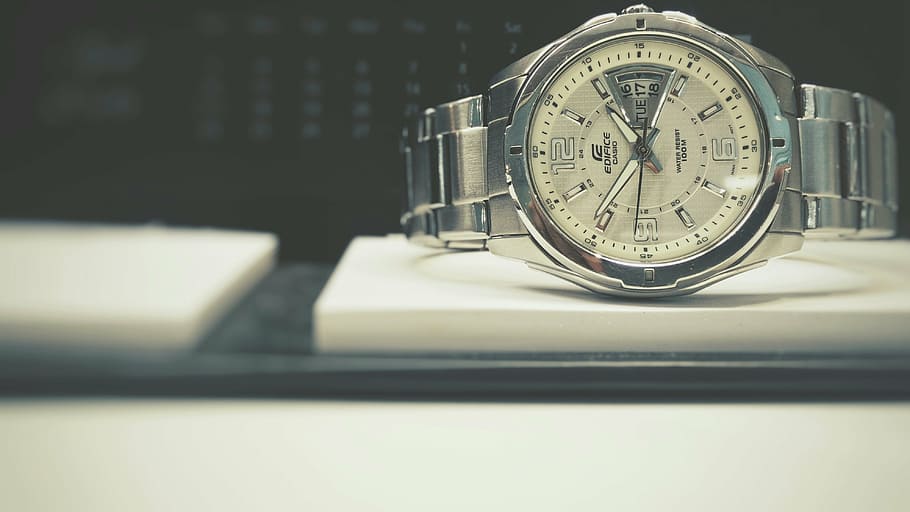 analog, macro, time, wristwatch, no people, old-fashioned, close-up HD wallpaper