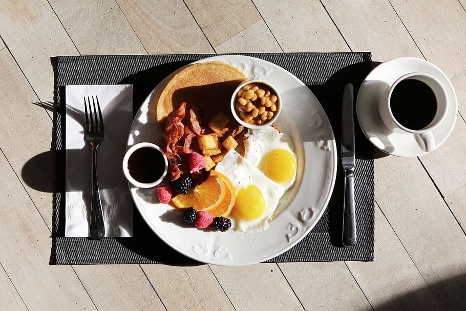 Food Gourmet on Top of Brown Table, blackberries, breakfast, caffeine HD wallpaper