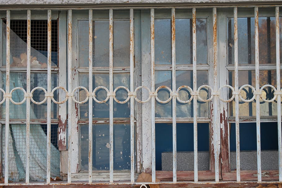 white steel window frame, white metal grilles and window pane HD wallpaper