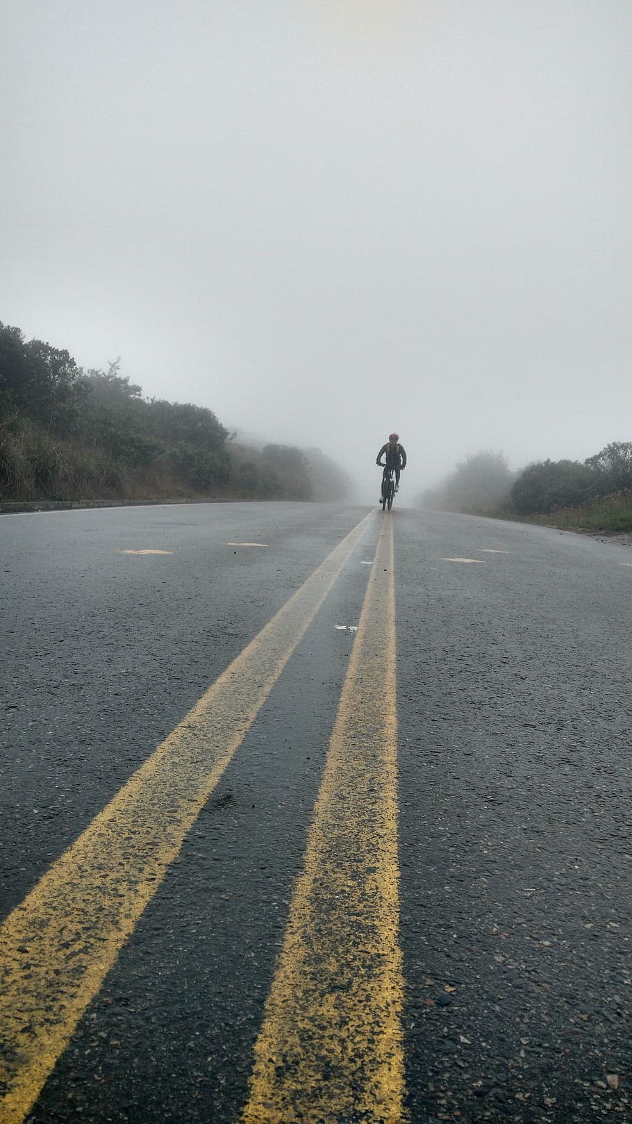 fog, road, mountain, bicycle, cloudy, nature, asphalt, highway HD wallpaper