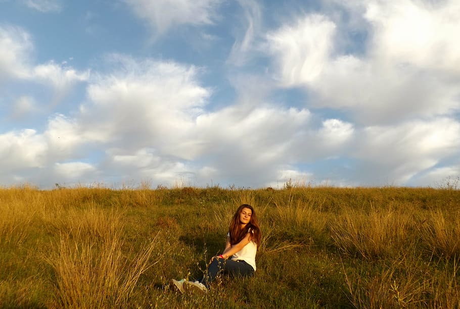 girl, cloud, grass, sky, autumn, beauty, meadow, relax, rest HD wallpaper