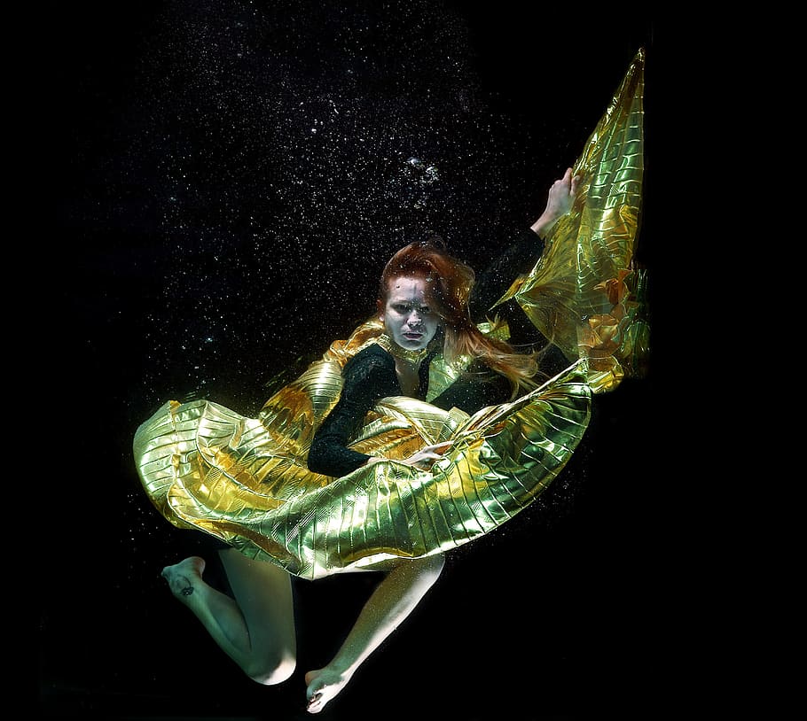 woman in yellow and black dress underwater, fashion, art, tank, HD wallpaper