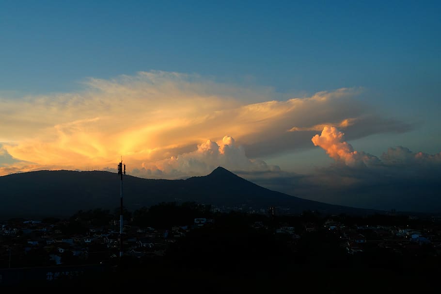 Clouds, City, El Salvador, san salvador, air, capital, sunset, HD wallpaper