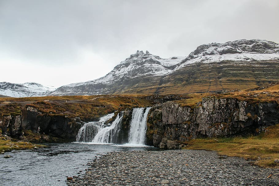 waterfalls on black and gray mountain under gray sky, nature HD wallpaper