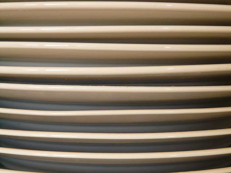 plate, plate stack, eat, close, macro, backgrounds, pattern HD wallpaper