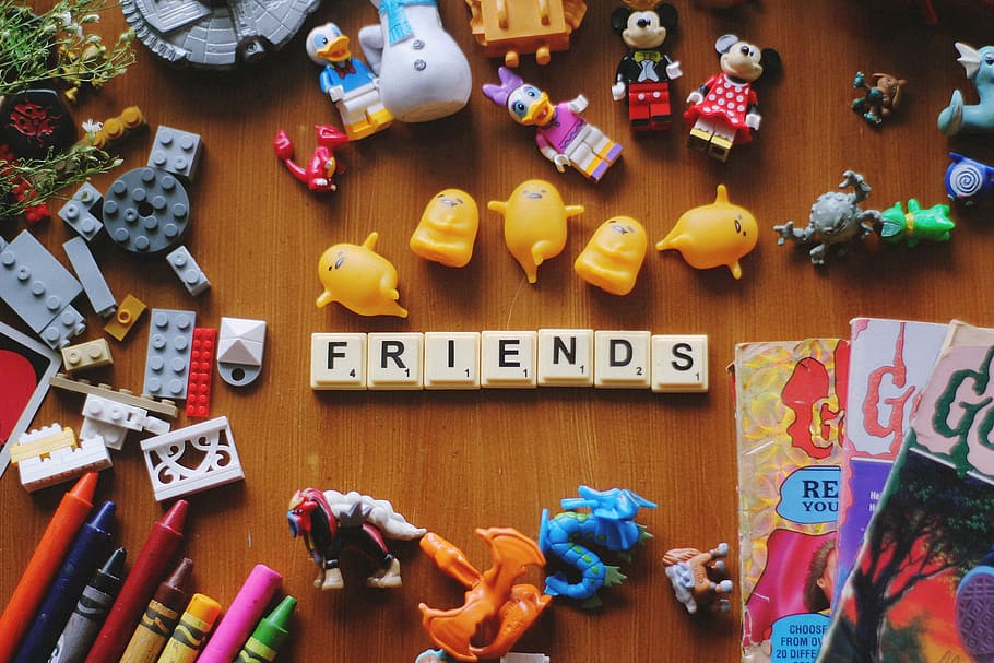 assorted-color toy lot, assorted-color toy collection, friends, HD wallpaper